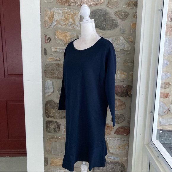 NWT Draper James Solid Tulip Long Sleeve Ponte Dress in Nassau Navy Sz Medium - Picture 6 of 12